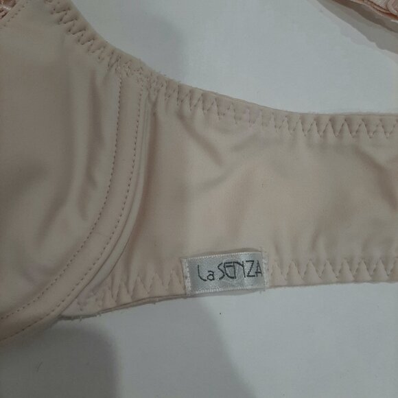 Vintage coquette fairycore satin crochet lace LA Senza bra - Picture 8 of 16